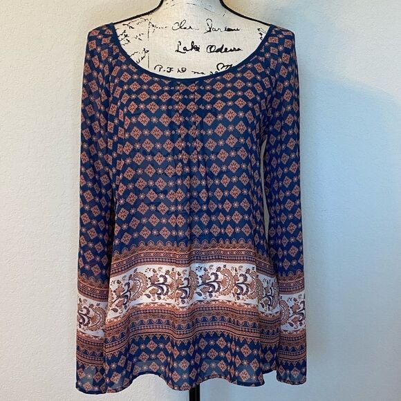 Blu Pepper Tops - ❤️Blu Pepper Sheer Blouse size S